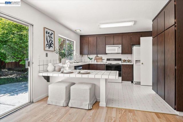3330 Kemper Rd, Fremont, CA 94536