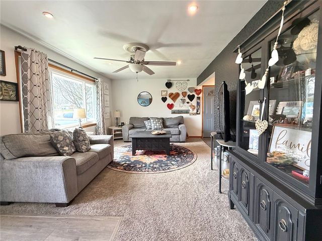 20 W Meyer Avenue, Neshannock Twp, PA 16105