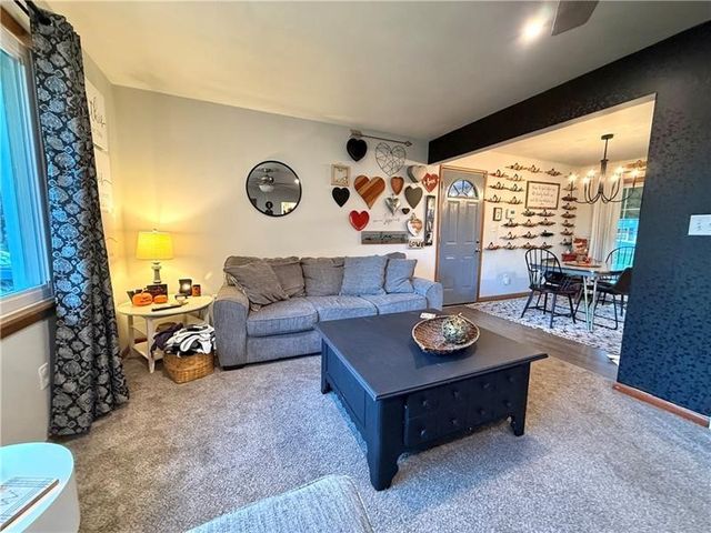 20 W Meyer Avenue, Neshannock Twp, PA 16105