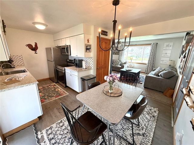 20 W Meyer Avenue, Neshannock Twp, PA 16105