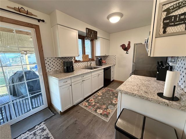 20 W Meyer Avenue, Neshannock Twp, PA 16105