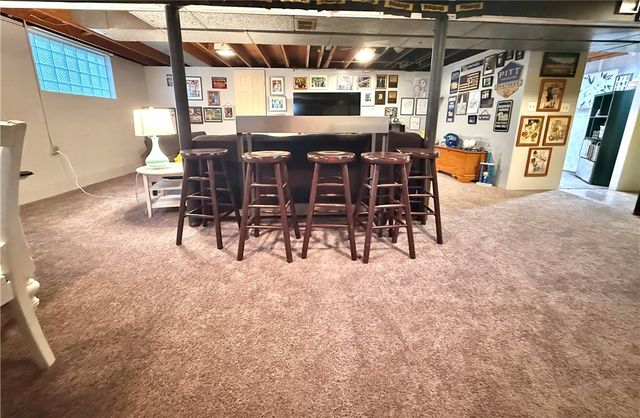 20 W Meyer Avenue, Neshannock Twp, PA 16105