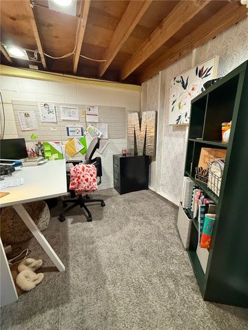 20 W Meyer Avenue, Neshannock Twp, PA 16105