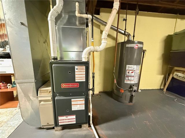 20 W Meyer Avenue, Neshannock Twp, PA 16105