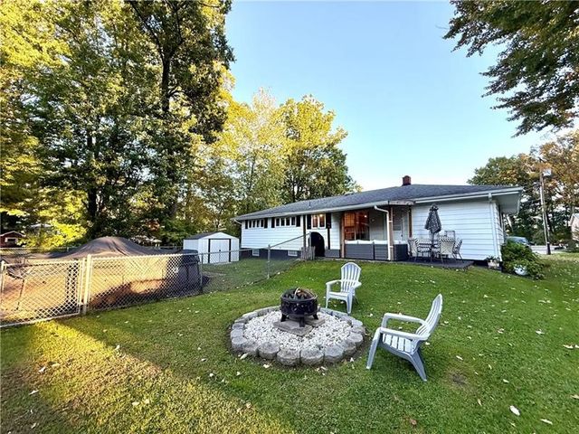 20 W Meyer Avenue, Neshannock Twp, PA 16105