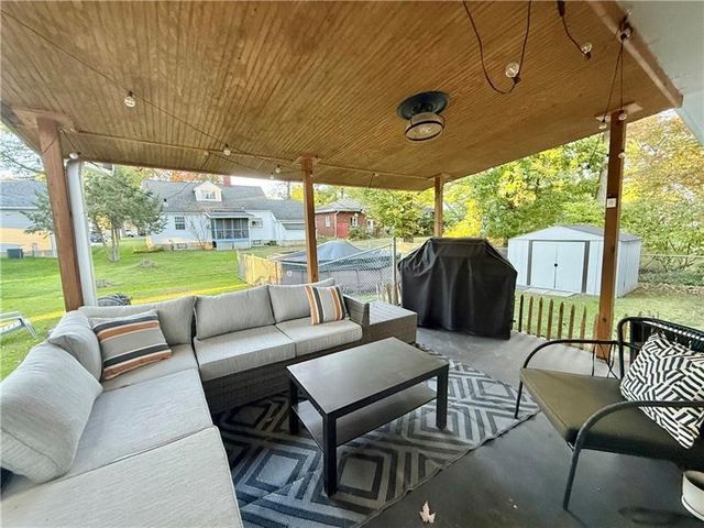 20 W Meyer Avenue, Neshannock Twp, PA 16105