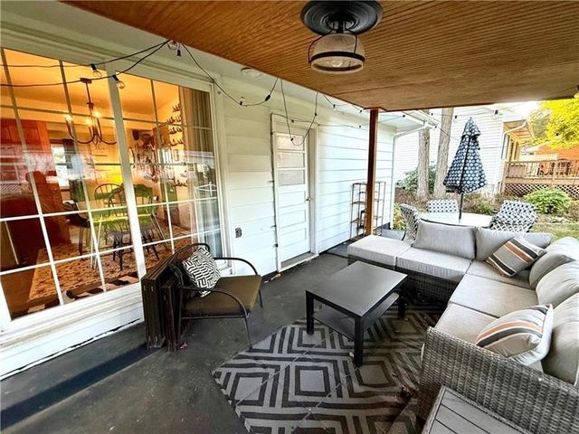 20 W Meyer Avenue, Neshannock Twp, PA 16105