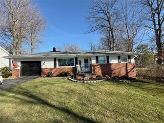 20 W Meyer Avenue, Neshannock Twp, PA 16105