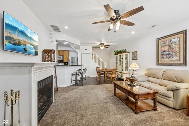 257 Strand Lane C, Avon, IN 46123