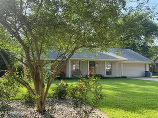 89 Twin Oaks Drive, Madison, MS 39110