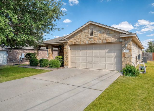 303 Baldwin ST, Hutto, TX 78634