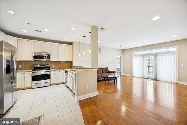 317 CARSON TER, Huntingdon Valley, PA 19006