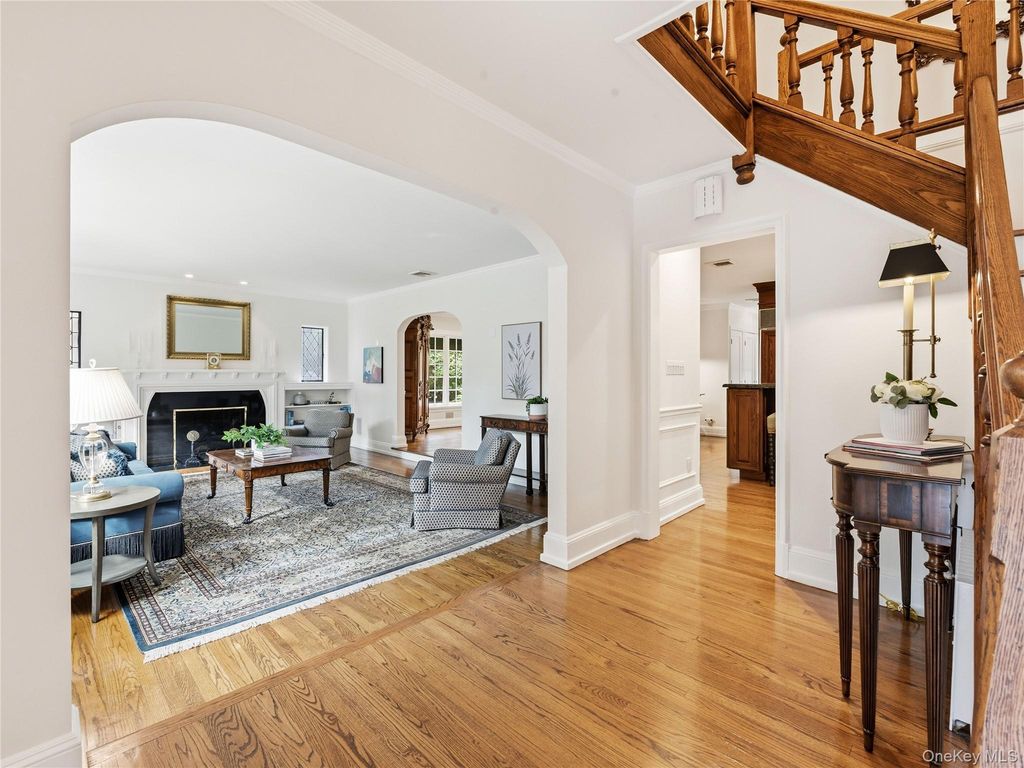 403 Ryder Road, Manhasset, NY 11030 — photo 4