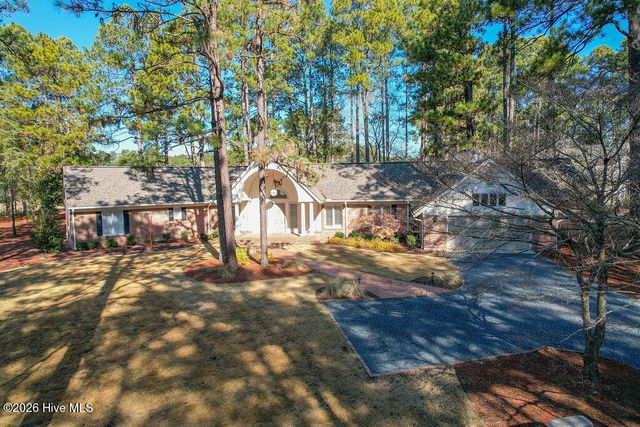 85 Leven Links Lane, Pinehurst, NC 28374