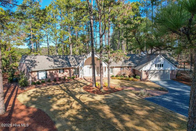 85 Leven Links Lane, Pinehurst, NC 28374