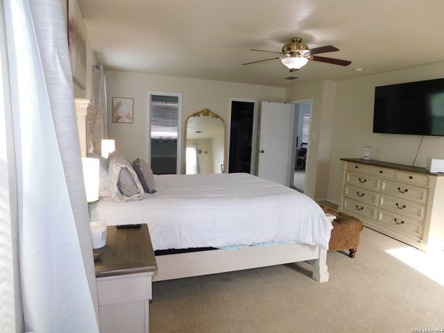 10015 Del Lago, San Antonio, TX 78245
