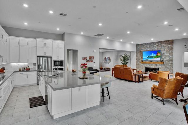 22147 Long Trot Drive, Escondido, CA 92029