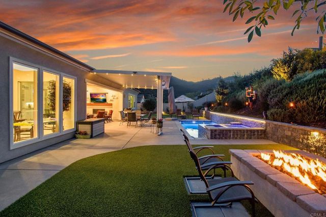 22147 Long Trot Drive, Escondido, CA 92029