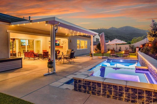 22147 Long Trot Drive, Escondido, CA 92029