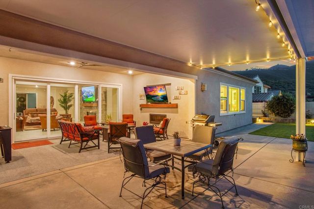 22147 Long Trot Drive, Escondido, CA 92029