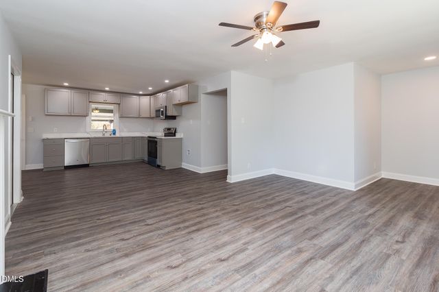 107 E New Hope Road, Goldsboro, NC 27534