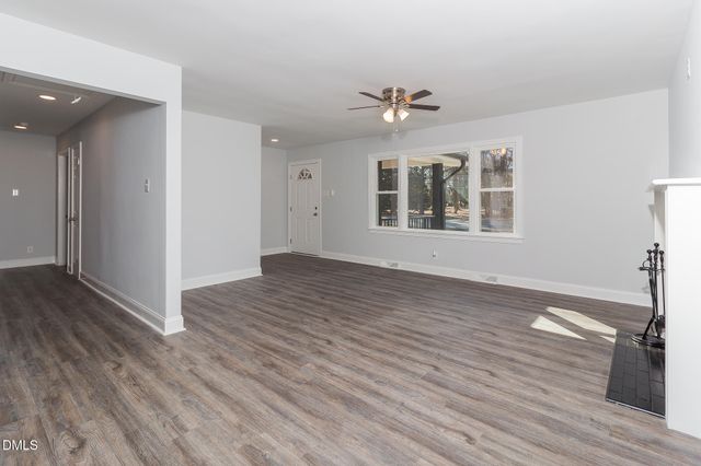 107 E New Hope Road, Goldsboro, NC 27534