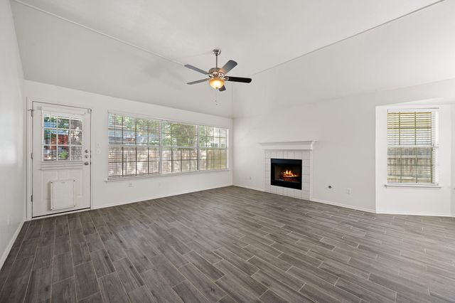 3936 Kristencreek LN, Round Rock, TX 78681