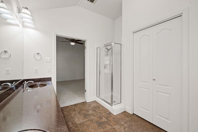 3936 Kristencreek LN, Round Rock, TX 78681