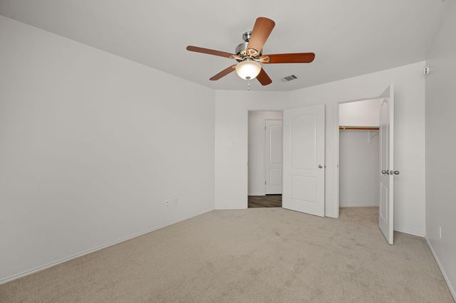 3936 Kristencreek LN, Round Rock, TX 78681