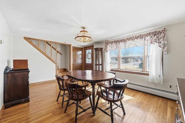 37 Saint Paul St, Lowell, MA 01851