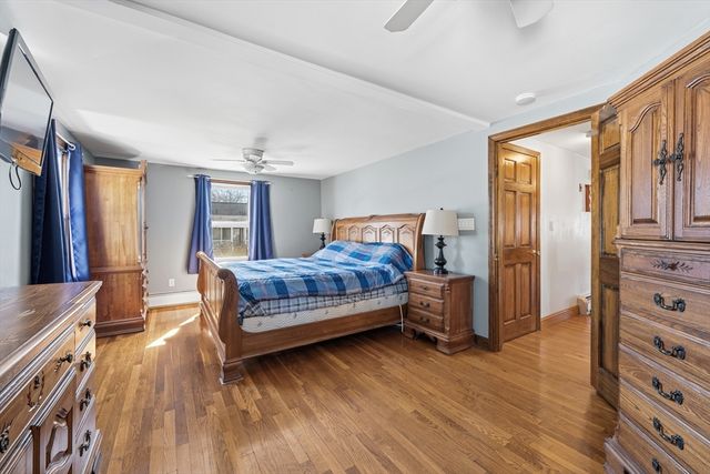 37 Saint Paul St, Lowell, MA 01851