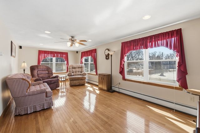 37 Saint Paul St, Lowell, MA 01851