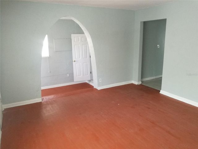 2534 19TH STREET S, St Petersburg, FL 33712