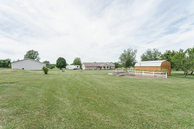 W5546 Sun ROAD, Juneau, WI 53039