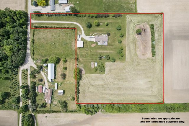 W5546 Sun ROAD, Juneau, WI 53039