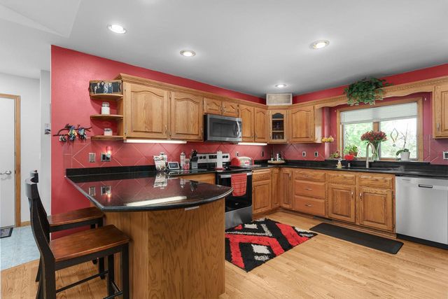 W5546 Sun ROAD, Juneau, WI 53039