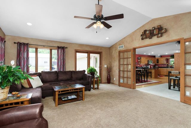 W5546 Sun ROAD, Juneau, WI 53039