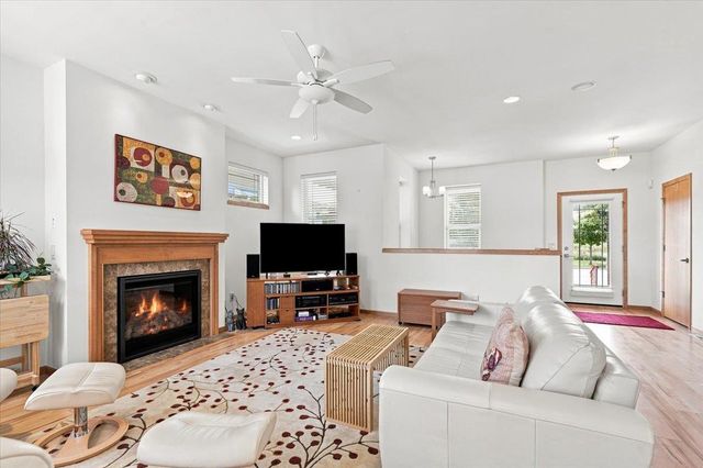 463 North Star Drive, Madison, WI 53718