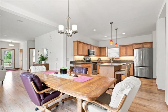 463 North Star Drive, Madison, WI 53718