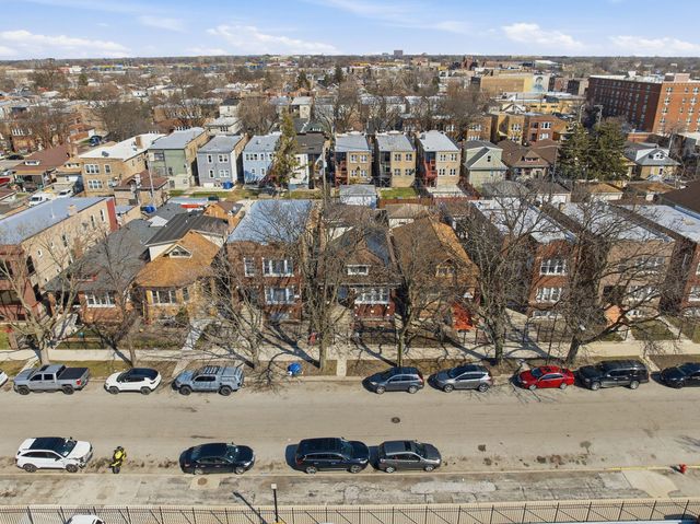 6223 S Washtenaw Avenue, Chicago, IL 60629