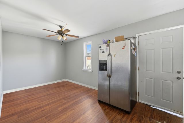 6223 S Washtenaw Avenue, Chicago, IL 60629