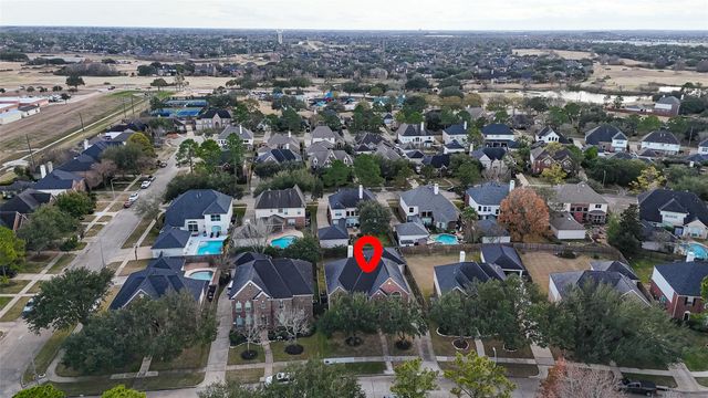 3022 Hidden Mist Court, Pearland, TX 77584