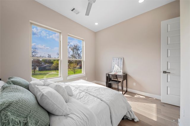 306 Chobani Lane, Houston, TX 77091