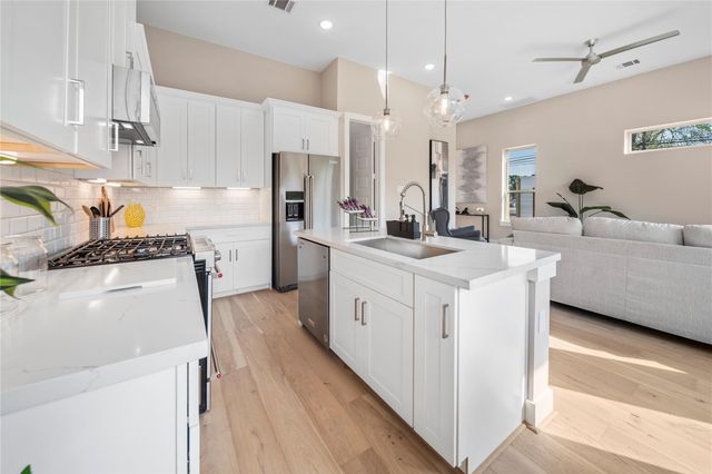 306 Chobani Lane, Houston, TX 77091