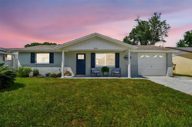 6743 KNIGHTSBRIDGE DRIVE, New Port Richey, FL 34653