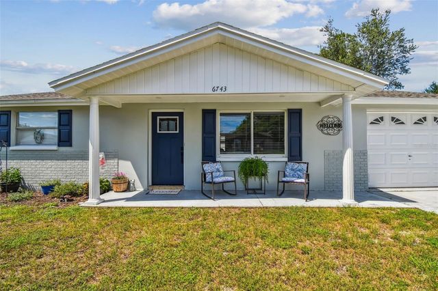 6743 KNIGHTSBRIDGE DRIVE, New Port Richey, FL 34653