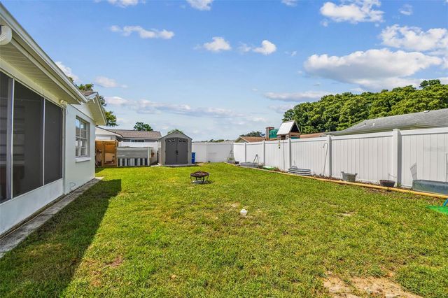 6743 KNIGHTSBRIDGE DRIVE, New Port Richey, FL 34653