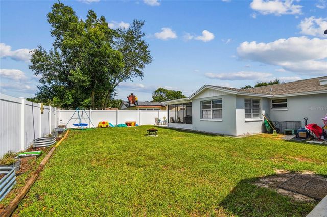 6743 KNIGHTSBRIDGE DRIVE, New Port Richey, FL 34653