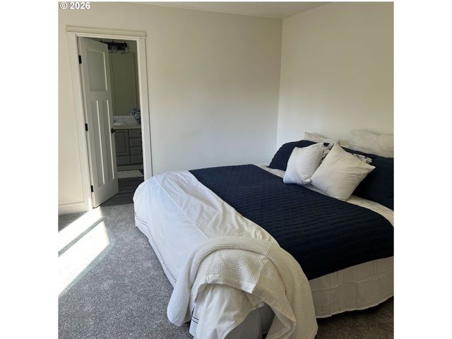 27256 CLEAR LAKE Rd, Eugene, OR 97402