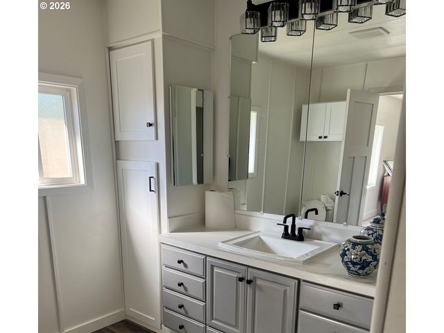 27256 CLEAR LAKE Rd, Eugene, OR 97402